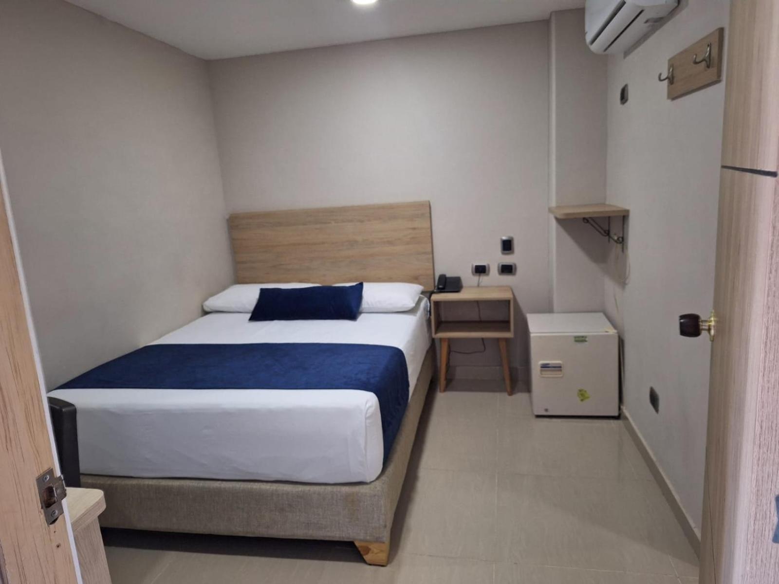 מדיין Hotel Suramericana מראה חיצוני תמונה