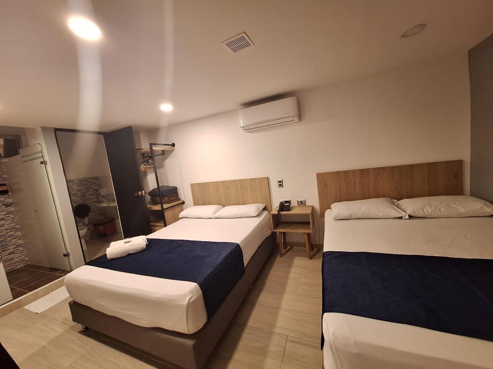מדיין Hotel Suramericana מראה חיצוני תמונה