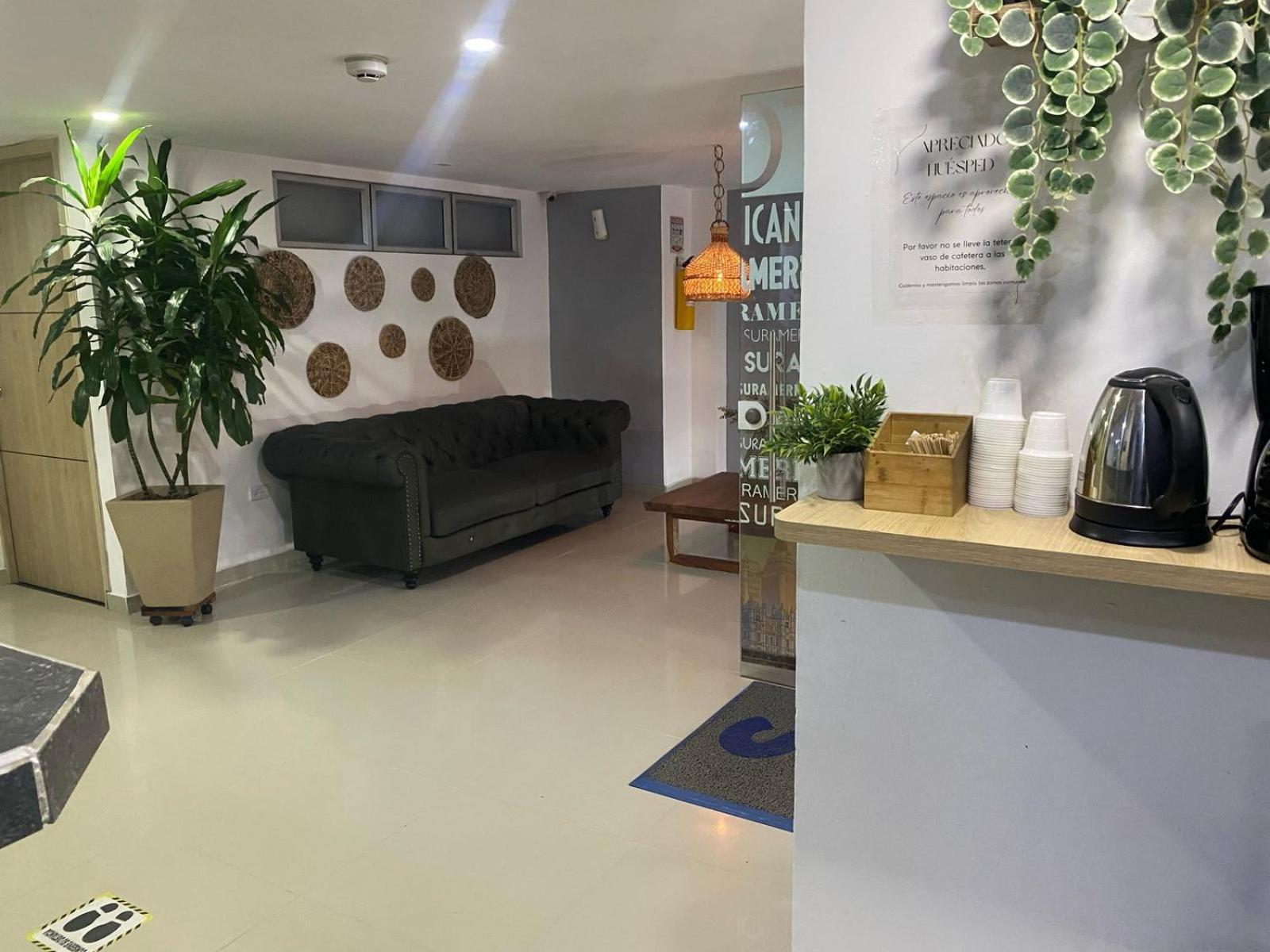 מדיין Hotel Suramericana מראה חיצוני תמונה