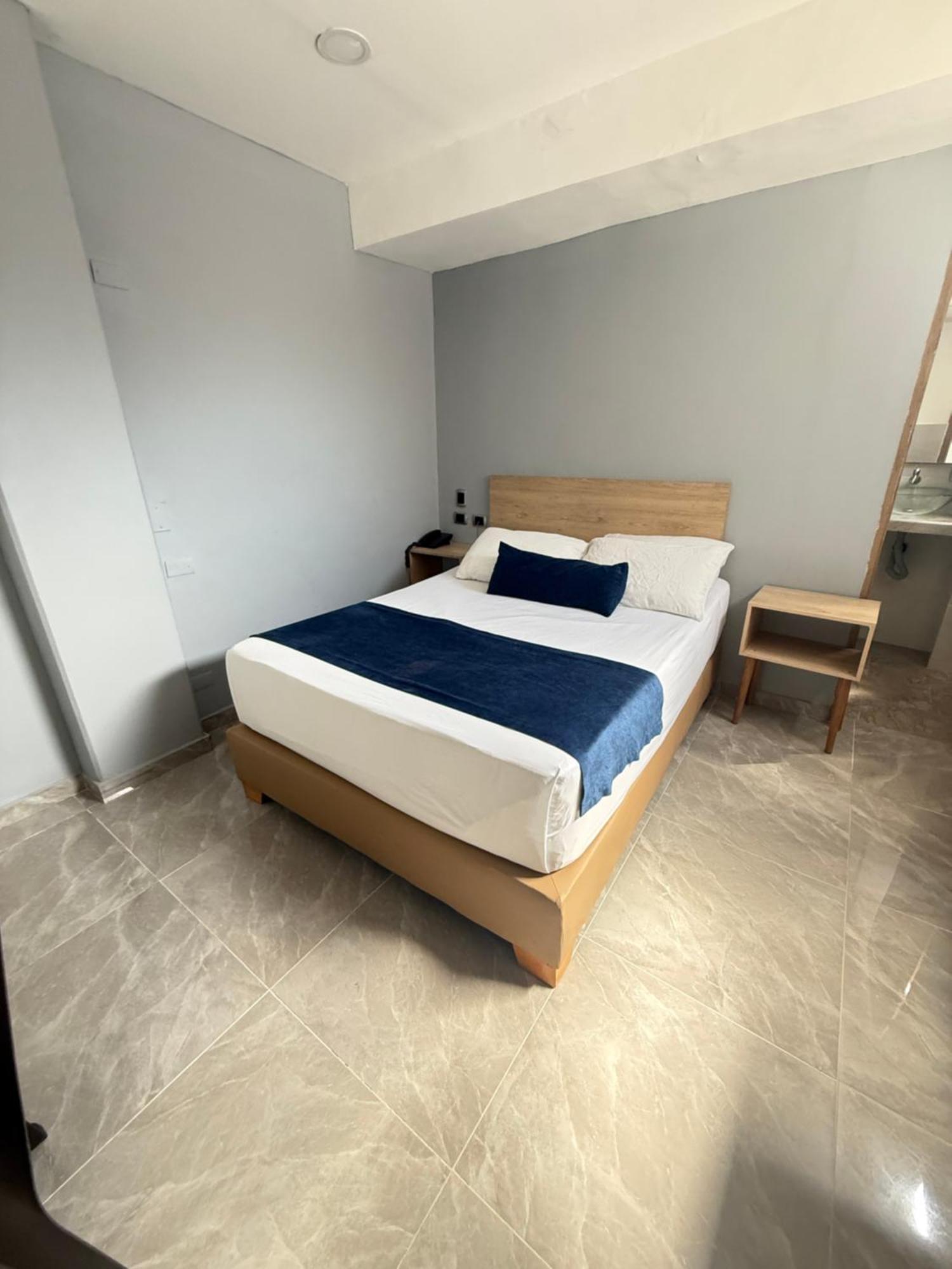 מדיין Hotel Suramericana מראה חיצוני תמונה