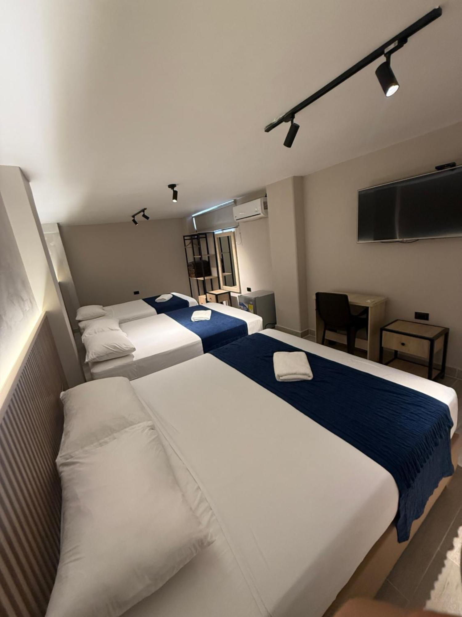 מדיין Hotel Suramericana מראה חיצוני תמונה